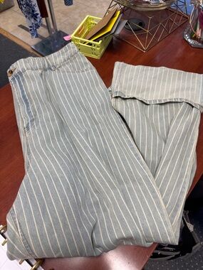 Gilli curvy Jenna stripe denim pants 1X // 041115